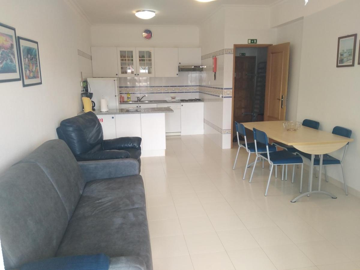 Apartamento Varandas Do Sol Nascente Porches  Eksteriør billede